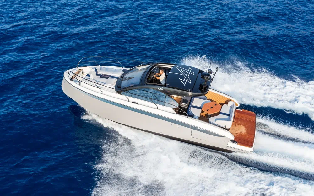 slider 1 Beneteau Gran Turismo 40