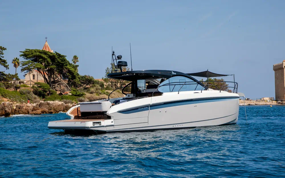 slider 5 Beneteau Gran Turismo 40