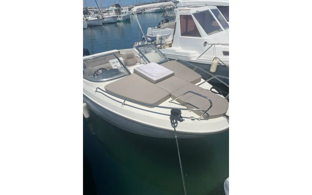 slider 1 Quicksilver Activ 595 Cruiser
