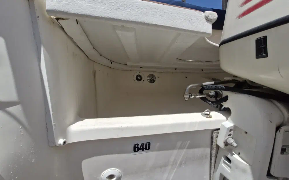 slider 20 Jeanneau Leader 605