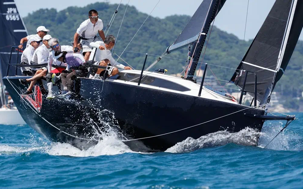 slider 2 McConaghy KER 33 APHROS
