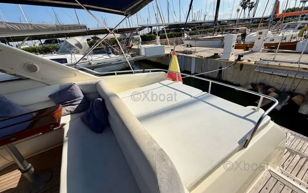 slider 9 Sunseeker Mustique 42