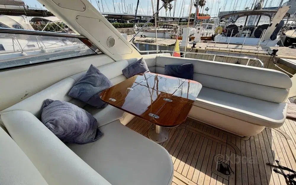 slider 7 Sunseeker Mustique 42