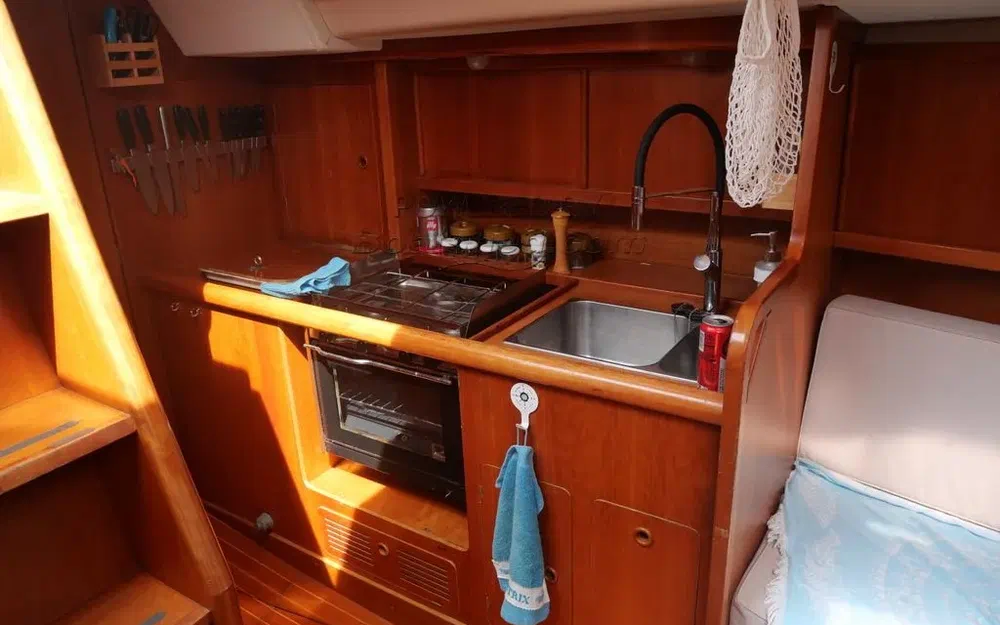slider 11 Comar Yachts Genesi 43