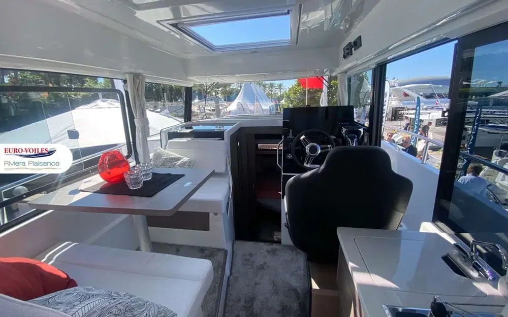 slider 18 Jeanneau MERRY FISHER 895 SPORT SERIE 2