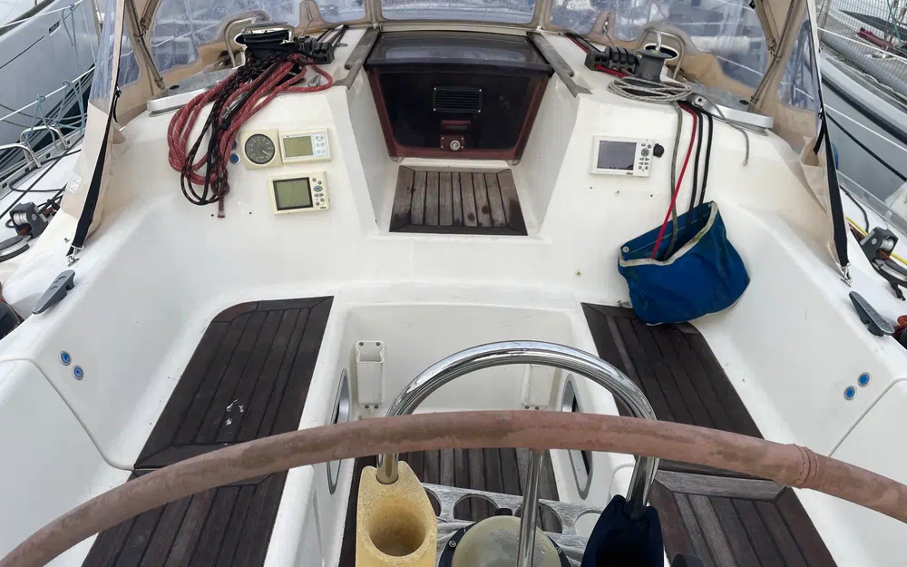 slider 12 Jeanneau Sun Charm 39