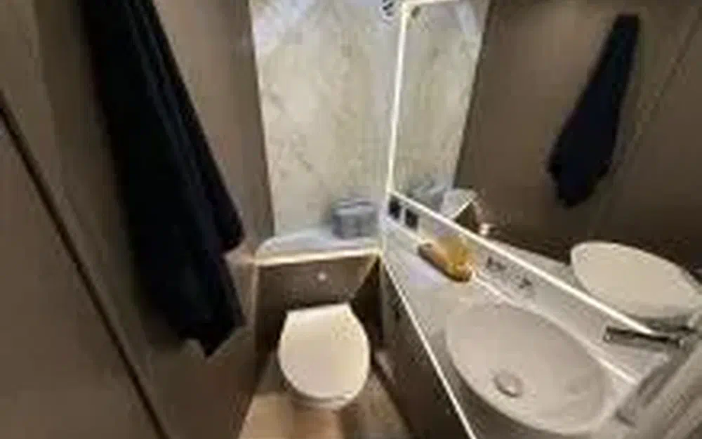 slider 11 Beneteau Gran Turismo 40