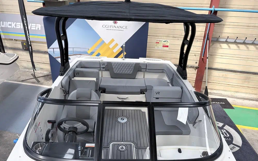 slider 3 Bayliner VR4 BOWRIDER OB