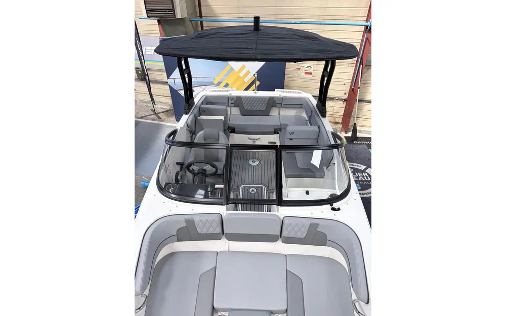 slider 14 Bayliner VR4 BOWRIDER OB