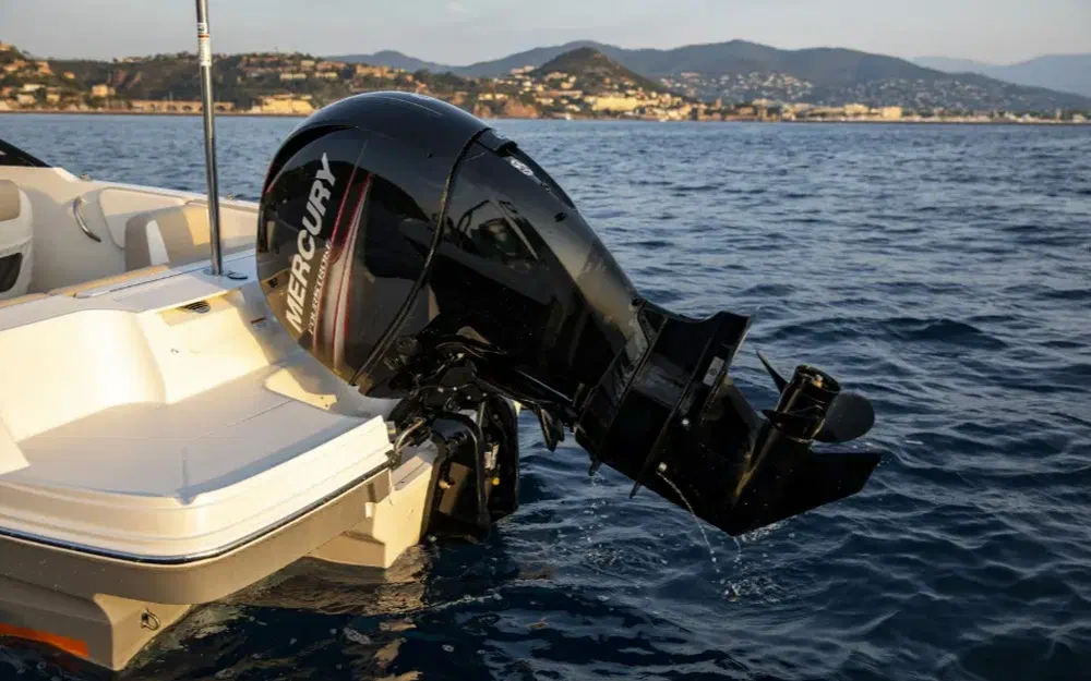 slider 15 Bayliner VR4 BOWRIDER OB