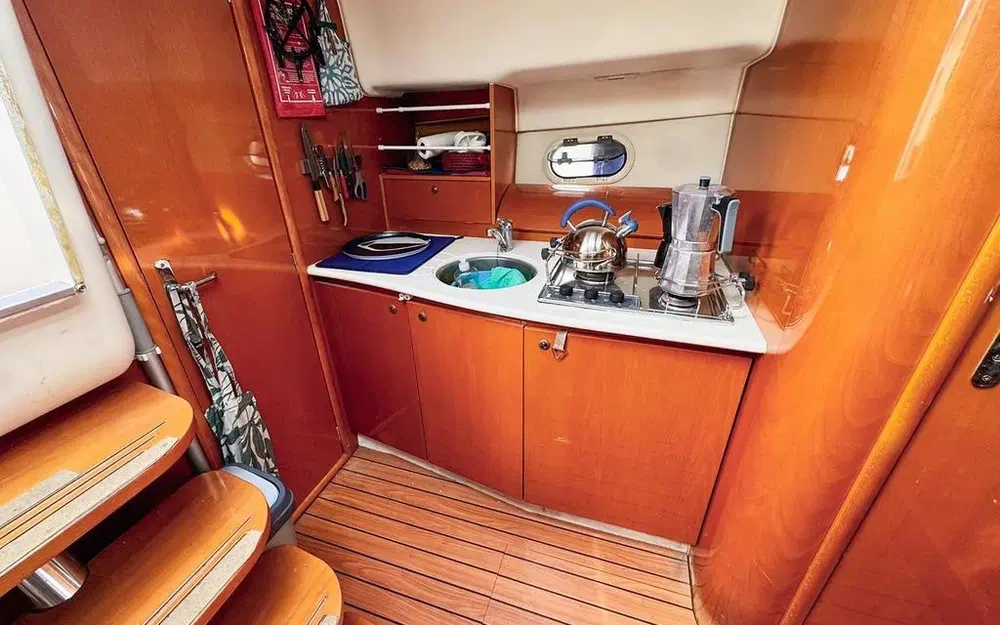 slider 11 Jeanneau Prestige 34