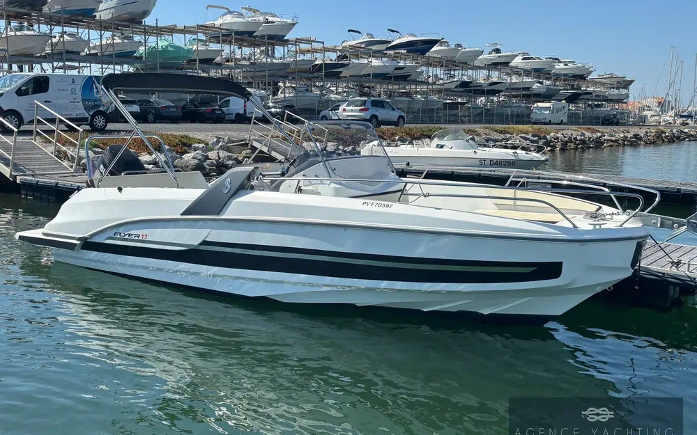 slider 0 Beneteau Flyer 7.7 SPACEdeck