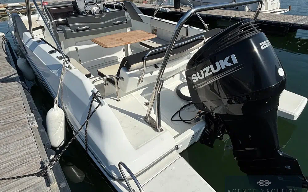slider 16 Beneteau Flyer 7.7 SPACEdeck