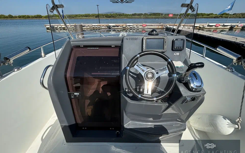 slider 19 Beneteau Flyer 7.7 SPACEdeck