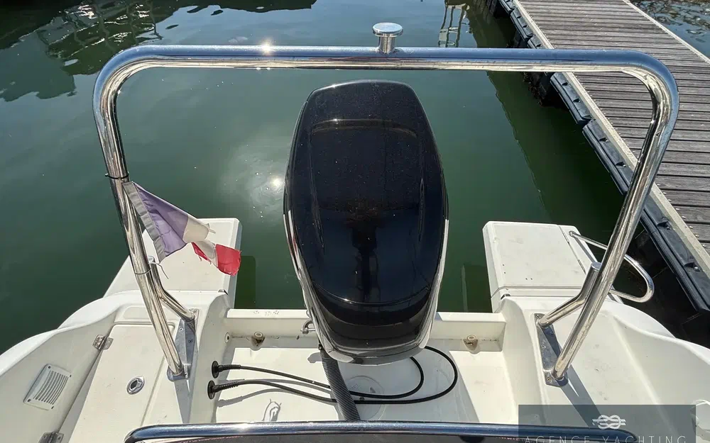 slider 23 Beneteau Flyer 7.7 SPACEdeck