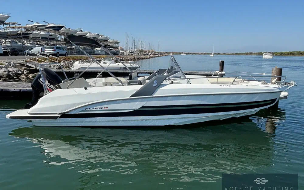 slider 2 Beneteau Flyer 7.7 SPACEdeck