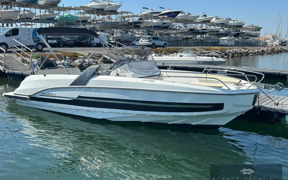 slider 3 Beneteau Flyer 7.7 SPACEdeck