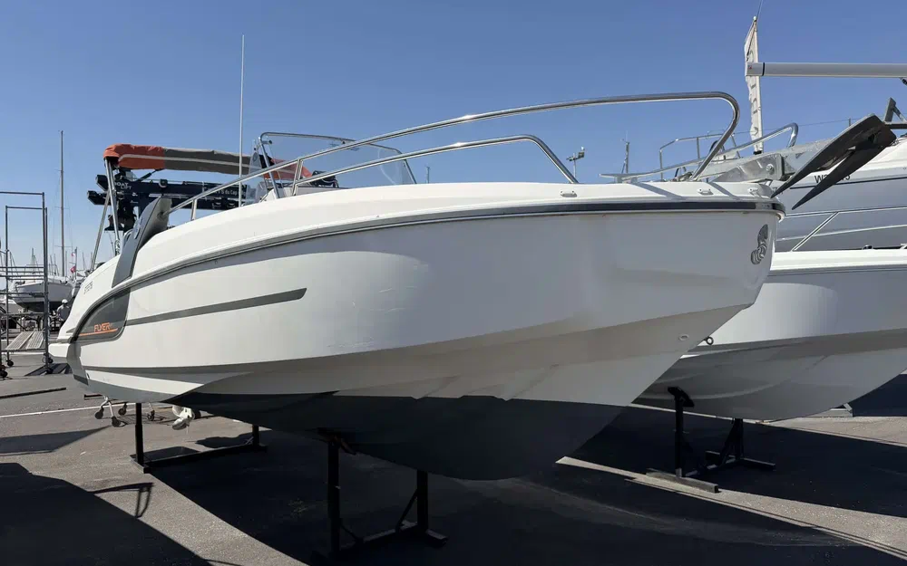 slider 0 Beneteau Flyer 7.7 SPACEdeck