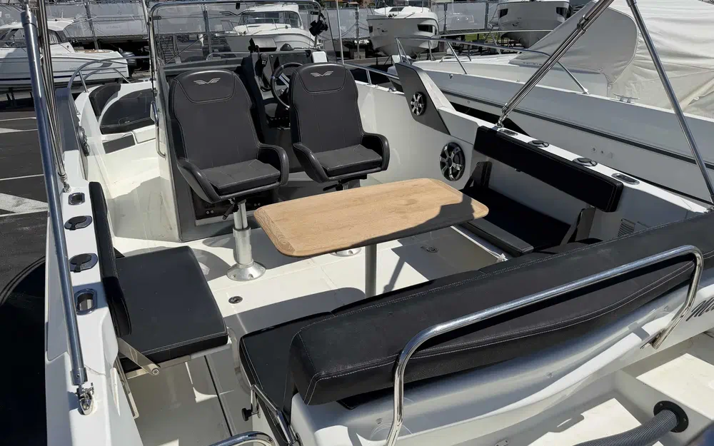 slider 5 Beneteau Flyer 7.7 SPACEdeck