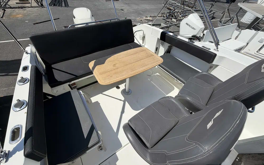 slider 7 Beneteau Flyer 7.7 SPACEdeck