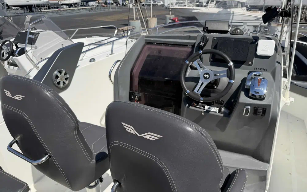 slider 8 Beneteau Flyer 7.7 SPACEdeck