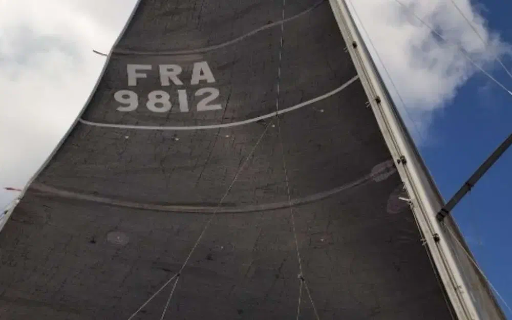 slider 16 Beneteau First 40.7