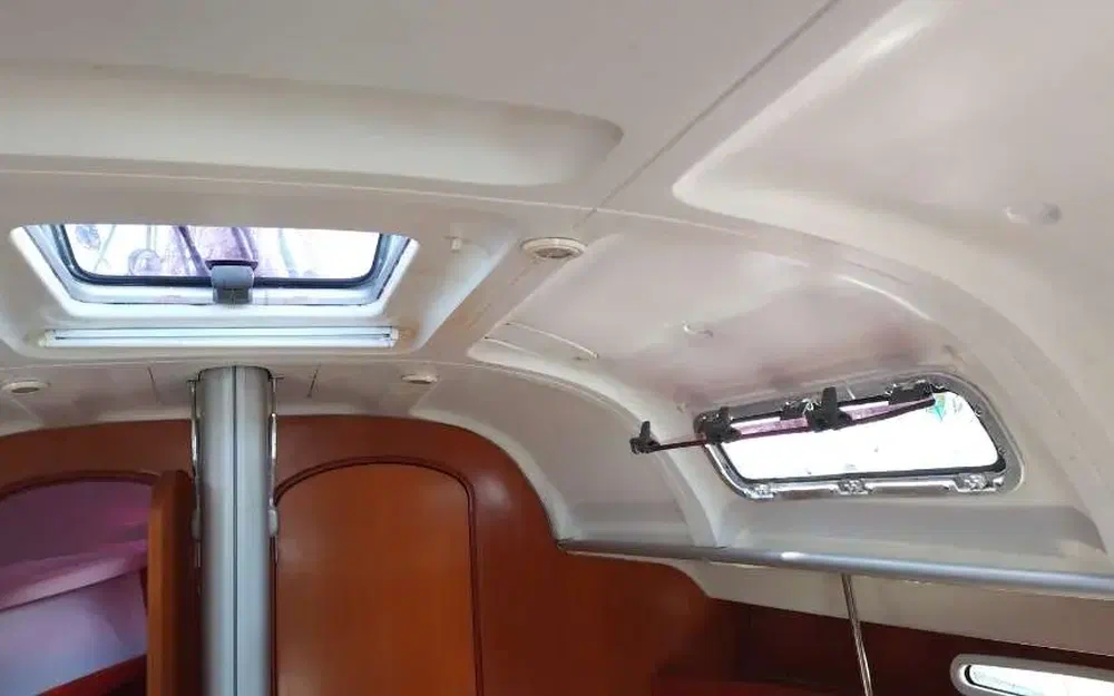 slider 33 Beneteau First 40.7