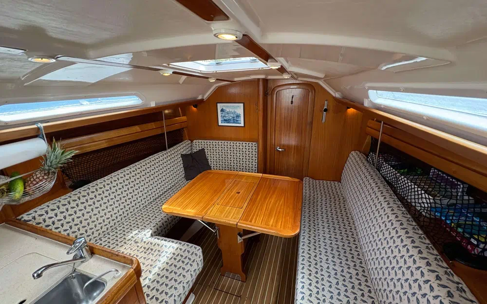 slider 27 Dufour 35 Classic