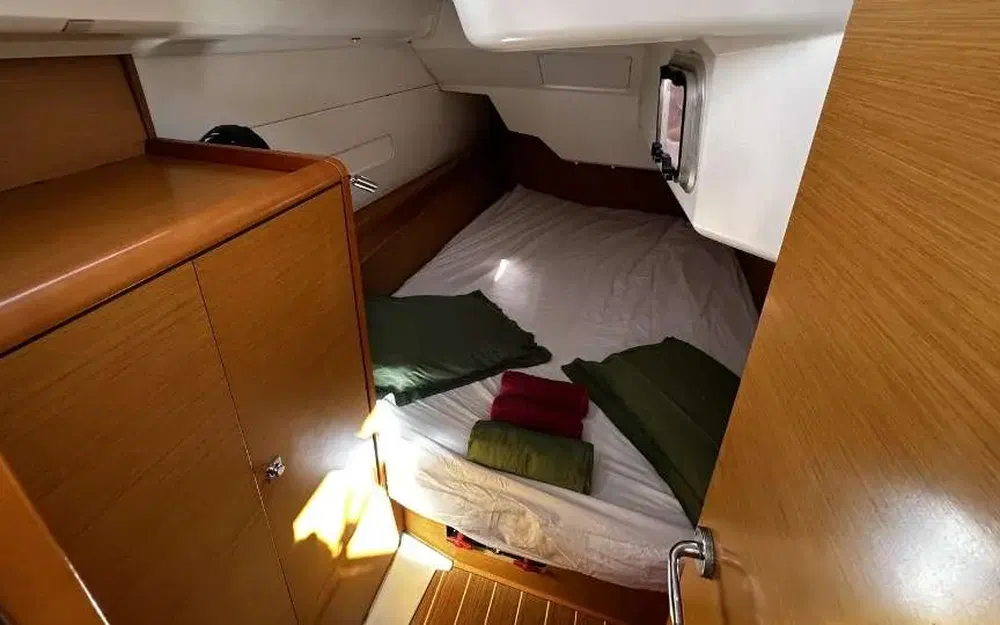 slider 17 Jeanneau Sun Odyssey 379