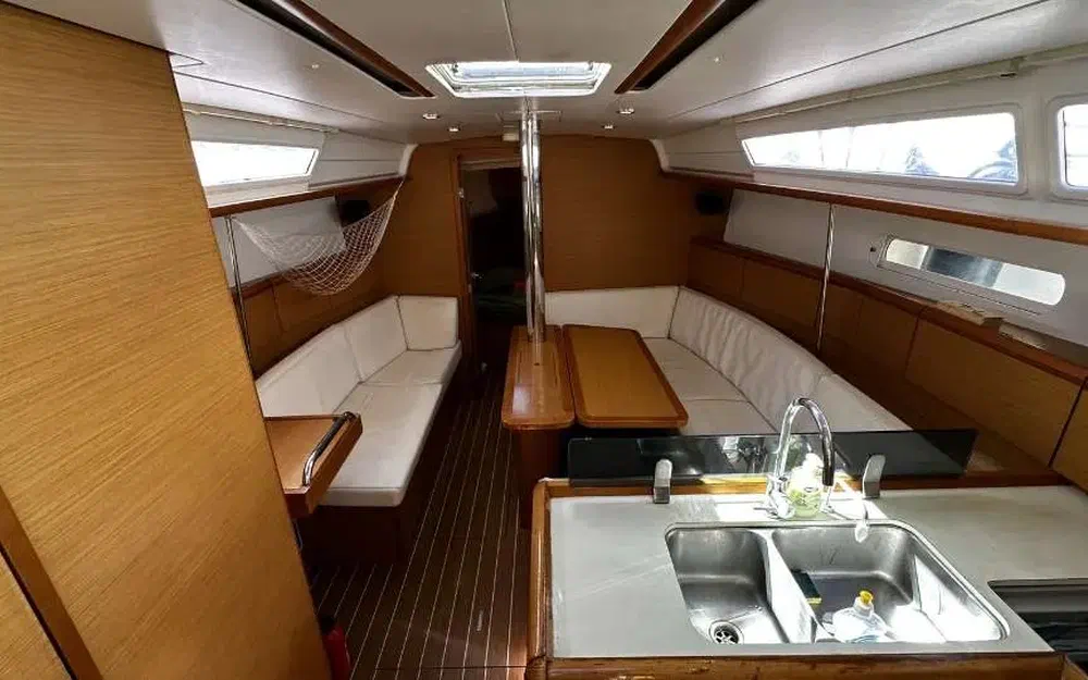 slider 30 Jeanneau Sun Odyssey 379