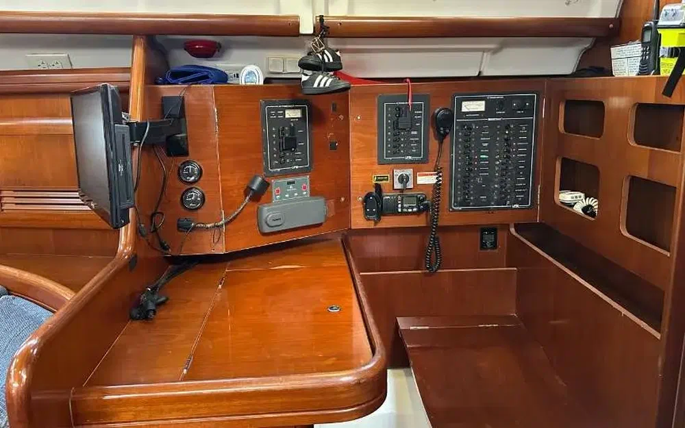 slider 2 Beneteau Oceanis 423 Clipper