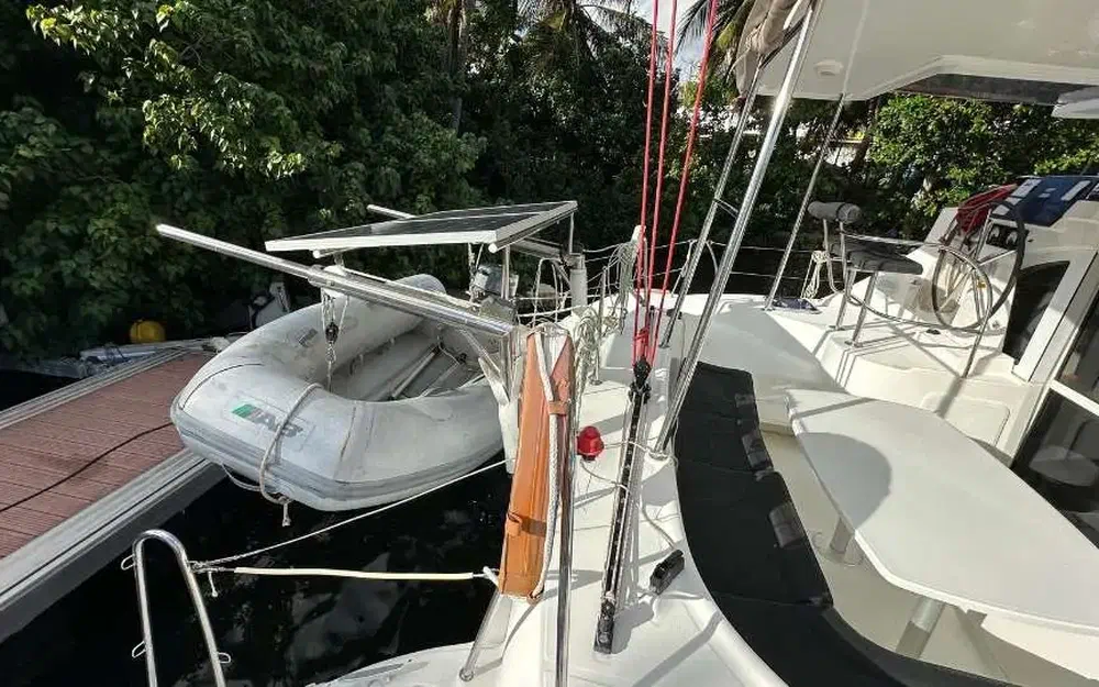 slider 34 Lagoon 380
