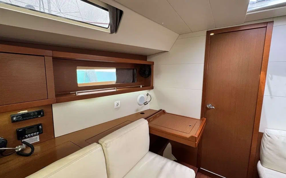 slider 21 Beneteau Oceanis 41