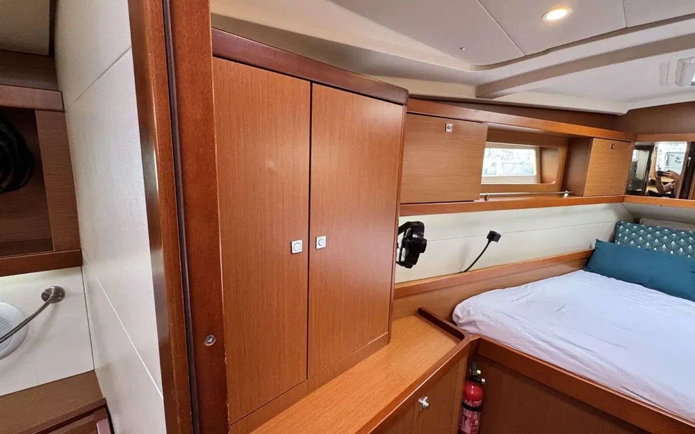 slider 32 Beneteau Oceanis 41