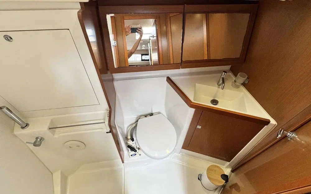 slider 46 Beneteau Oceanis 41
