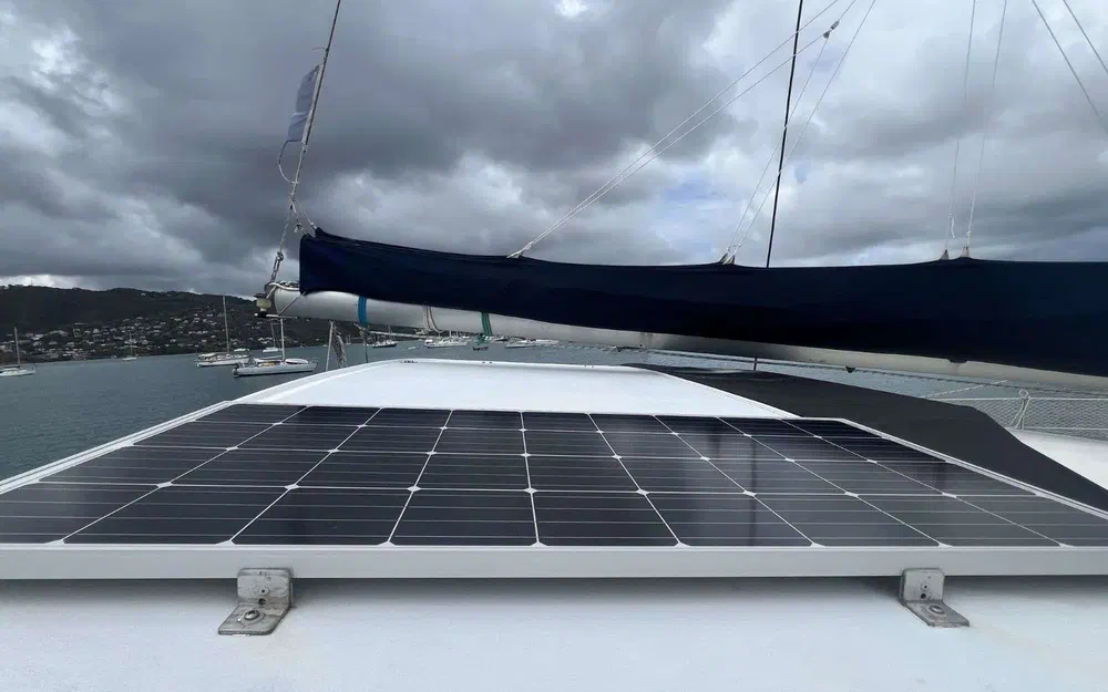 slider 22 Fountaine Pajot Athena 38