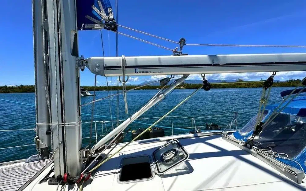 slider 12 Jeanneau Sun Odyssey 42.1