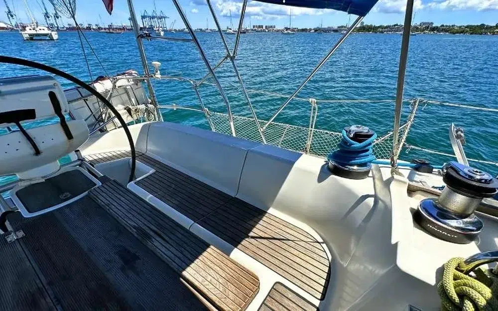slider 21 Jeanneau Sun Odyssey 42.1