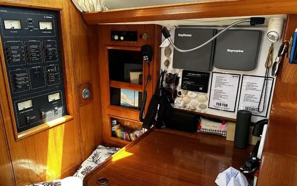 slider 5 Jeanneau Sun Odyssey 42.1