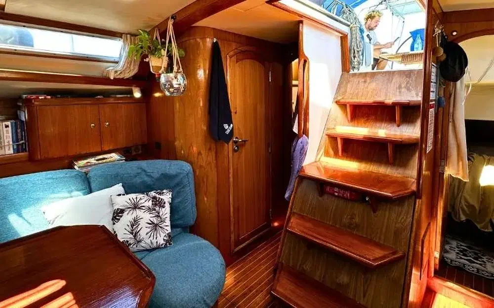 slider 7 Jeanneau Sun Odyssey 42.1