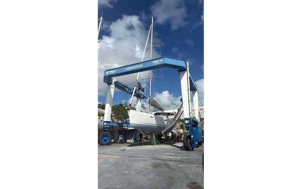 slider 9 Beneteau Oceanis 50