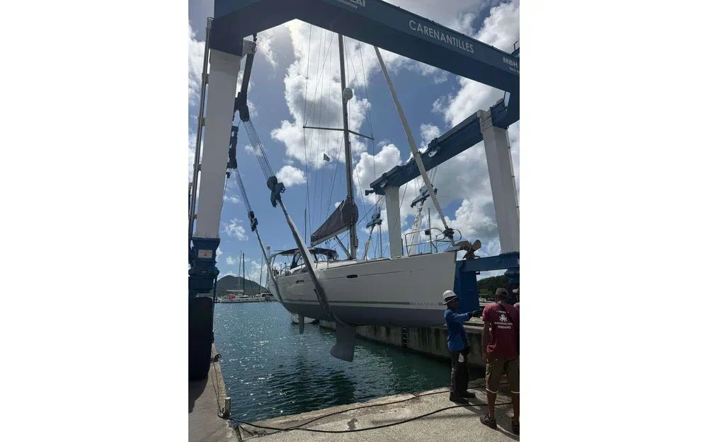 slider 10 Beneteau Oceanis 50