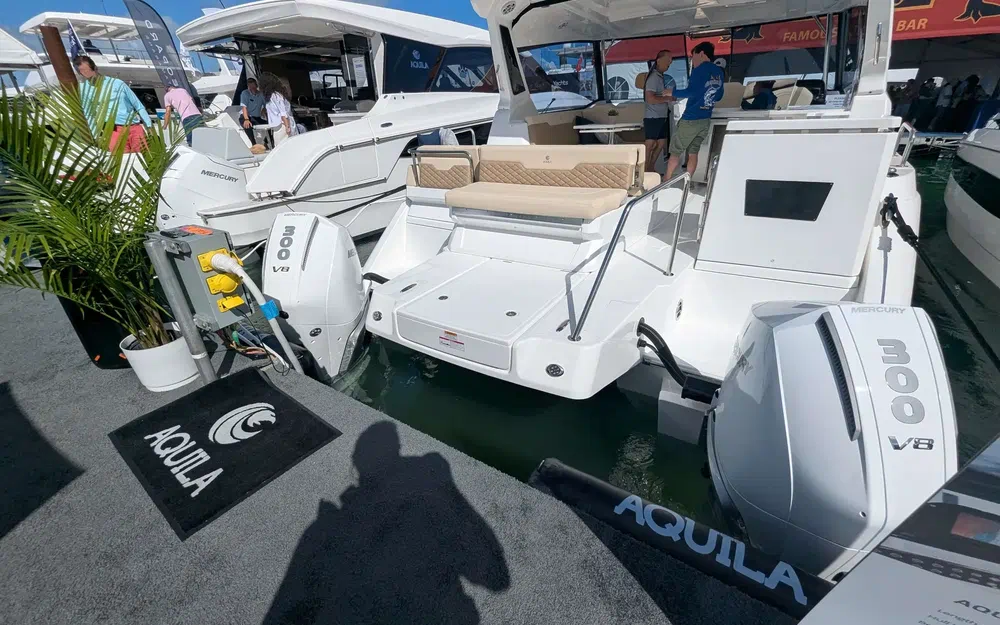 slider 10 Aquila 36