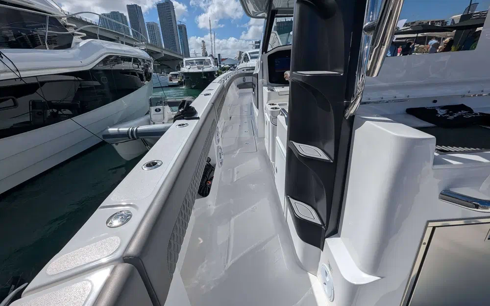slider 14 Aquila 47 Molokai
