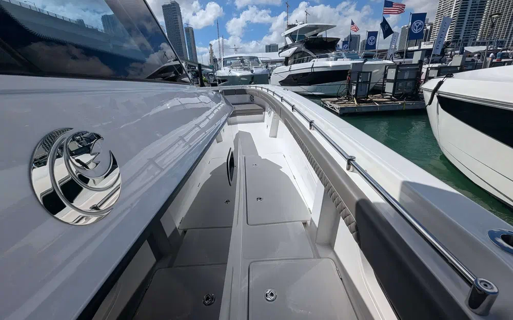 slider 22 Aquila 47 Molokai