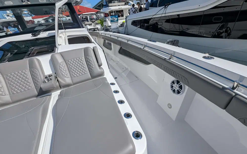 slider 3 Aquila 47 Molokai