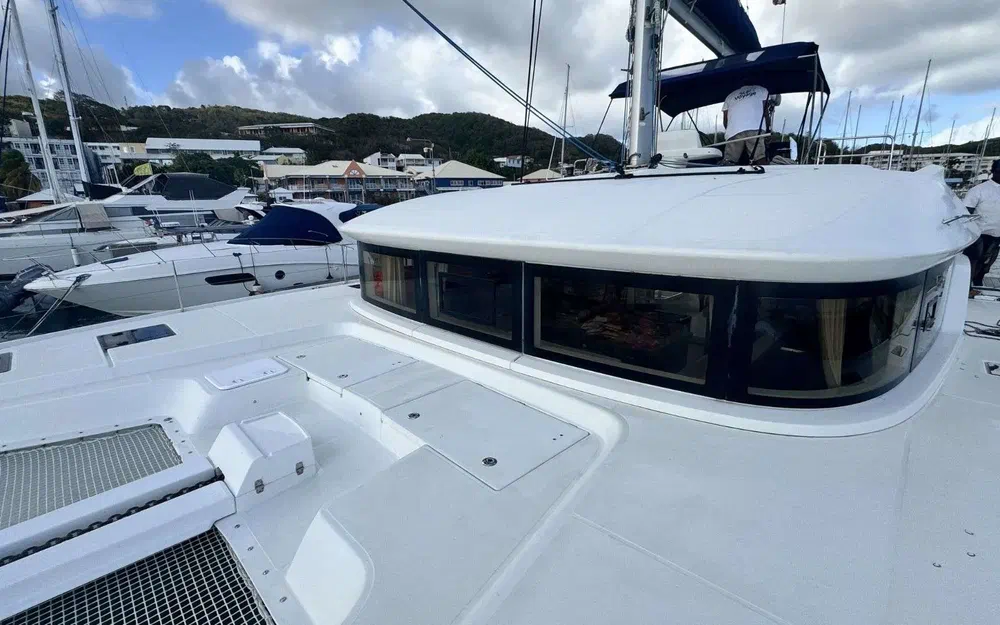 slider 13 Lagoon 50