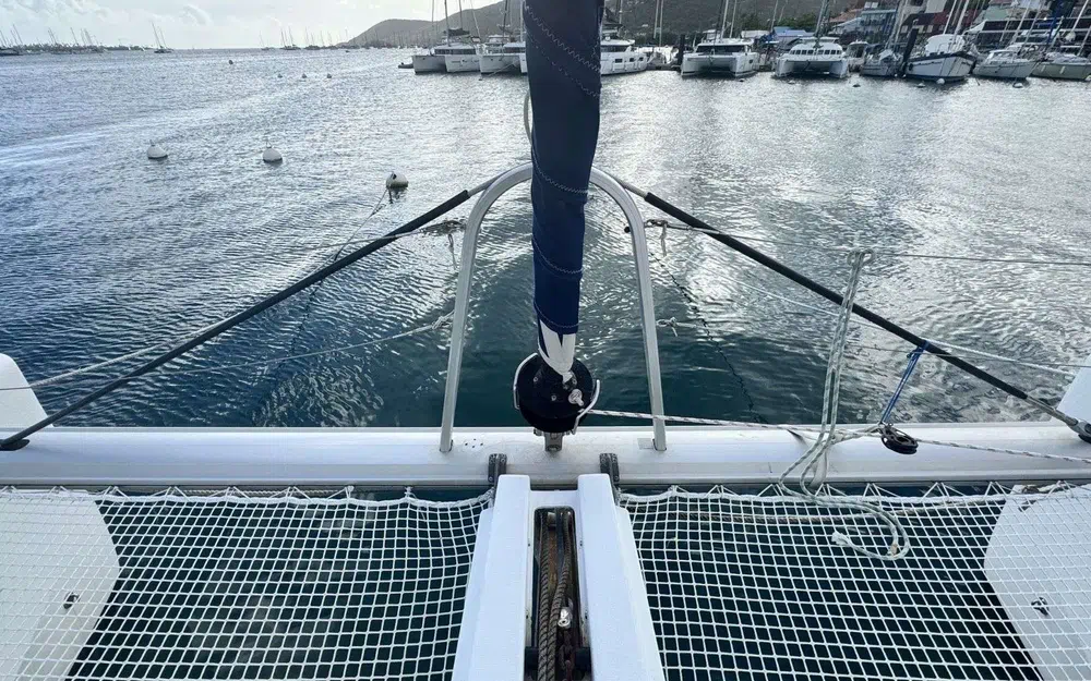 slider 17 Lagoon 50