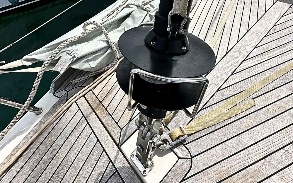slider 9 Beneteau Sense 51