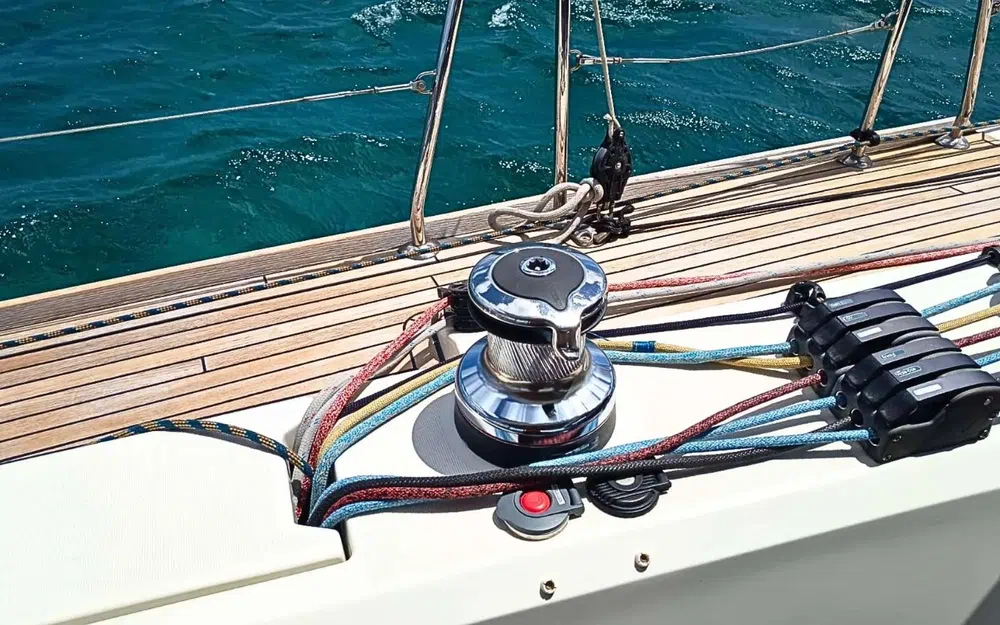 slider 15 Beneteau Sense 51